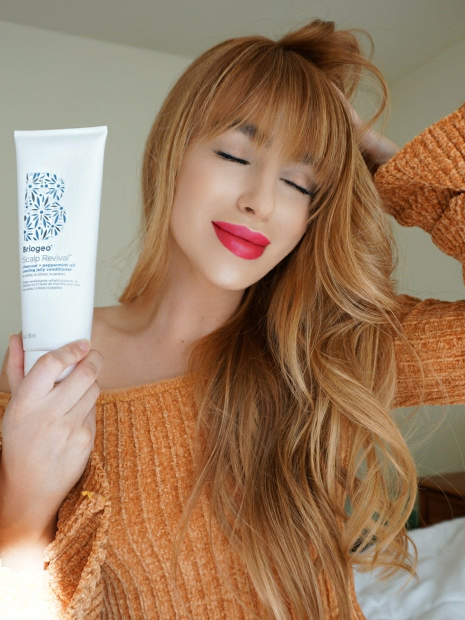 Scalp Revival charcoal + peppermint oil cooling jelly conditioner