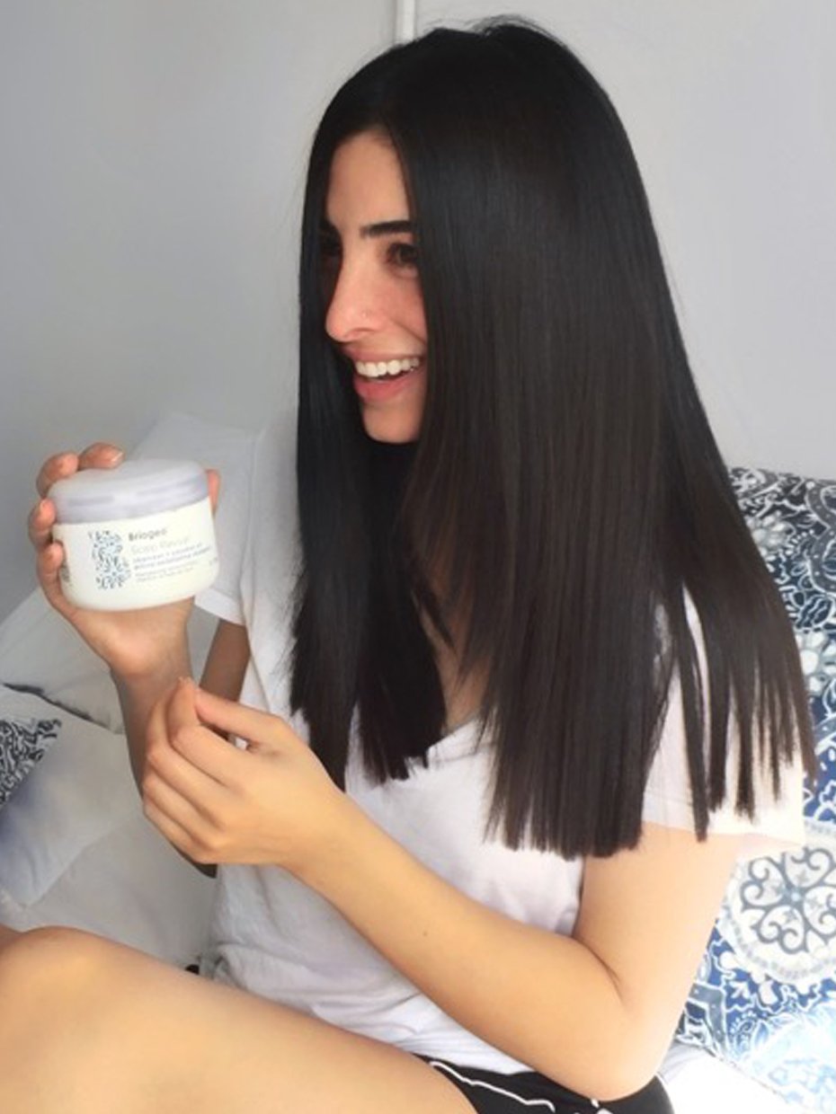 Scalp Revival Charcoal + Coconut Oil Micro-Exfoliating Shampoo